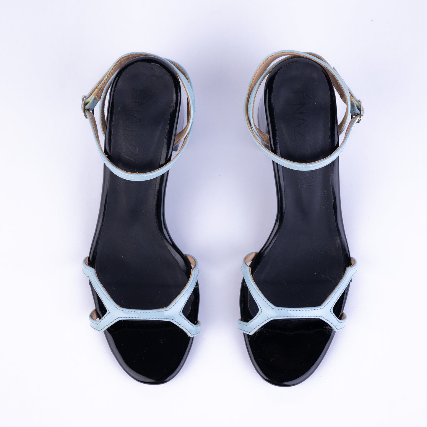 strappy sandal