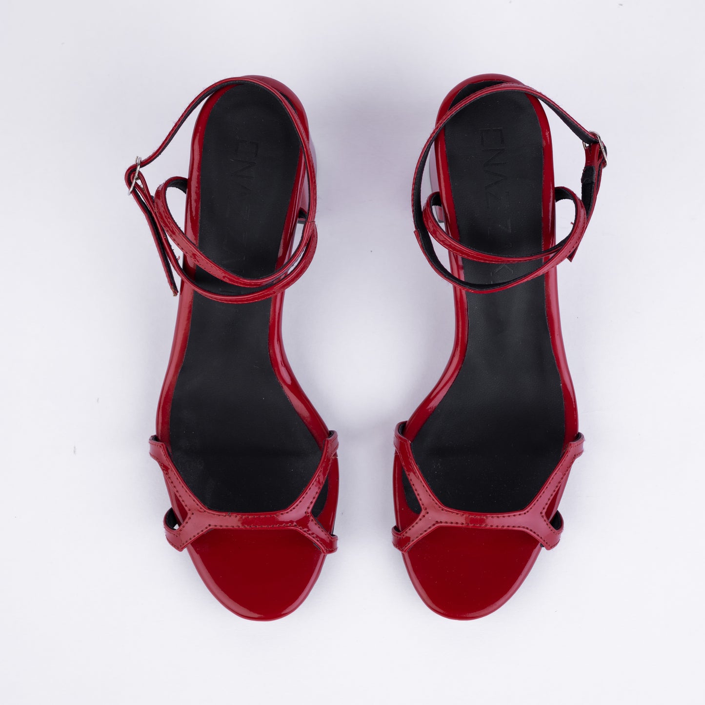 strappy sandal