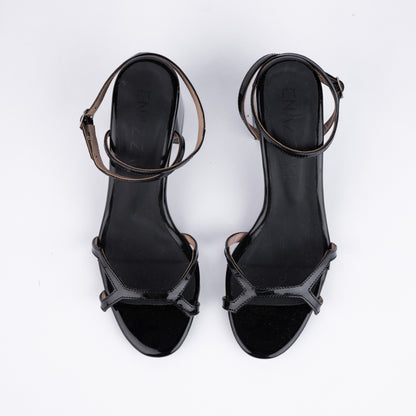 strappy sandal